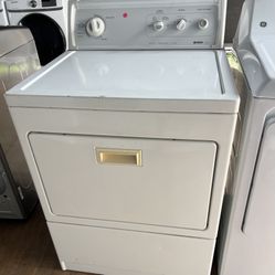 Kenmore Electric Dryer : todo Le Funciona Perfecto 
