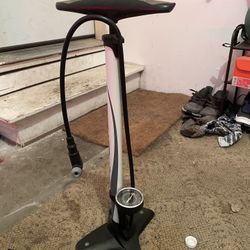 Bike Pump With Gauge 