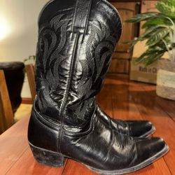 SHYANNE cowboy boots