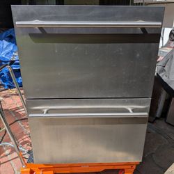 24-In Outdoor Drawer Refrigerator
