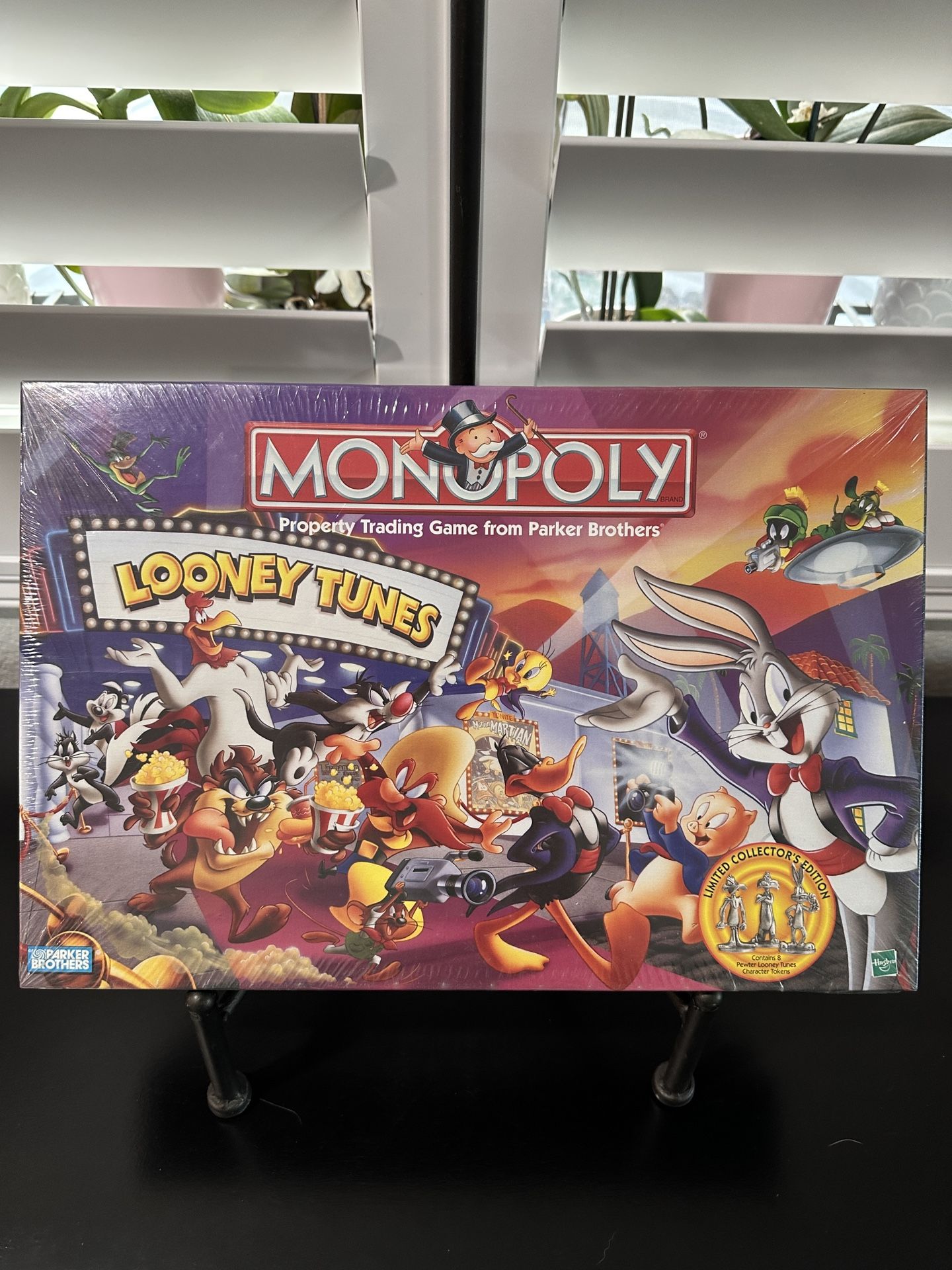 Looney Tunes Official Classic Cartoon Edition Monopoly