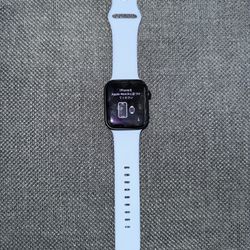 Apple Watch SE