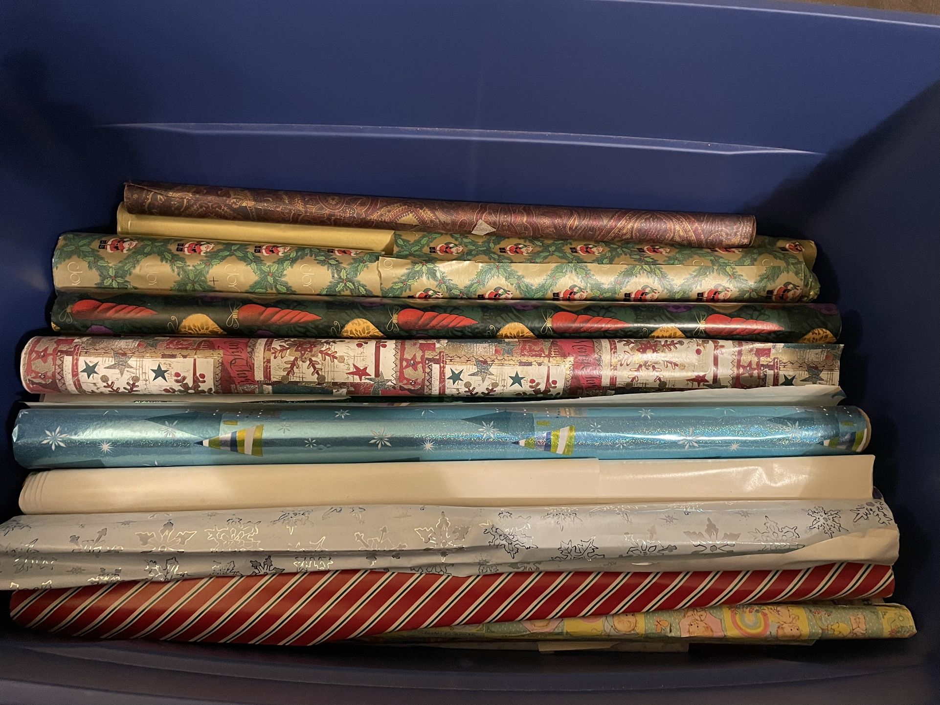 Wrapping Paper, Ribbons, Bags, Tissue