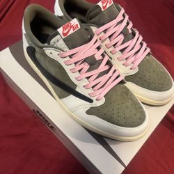 Travis Scott Medium Olive 