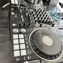 DJ Controller 
