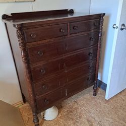 ANTIQUE  4 POSTER BED
