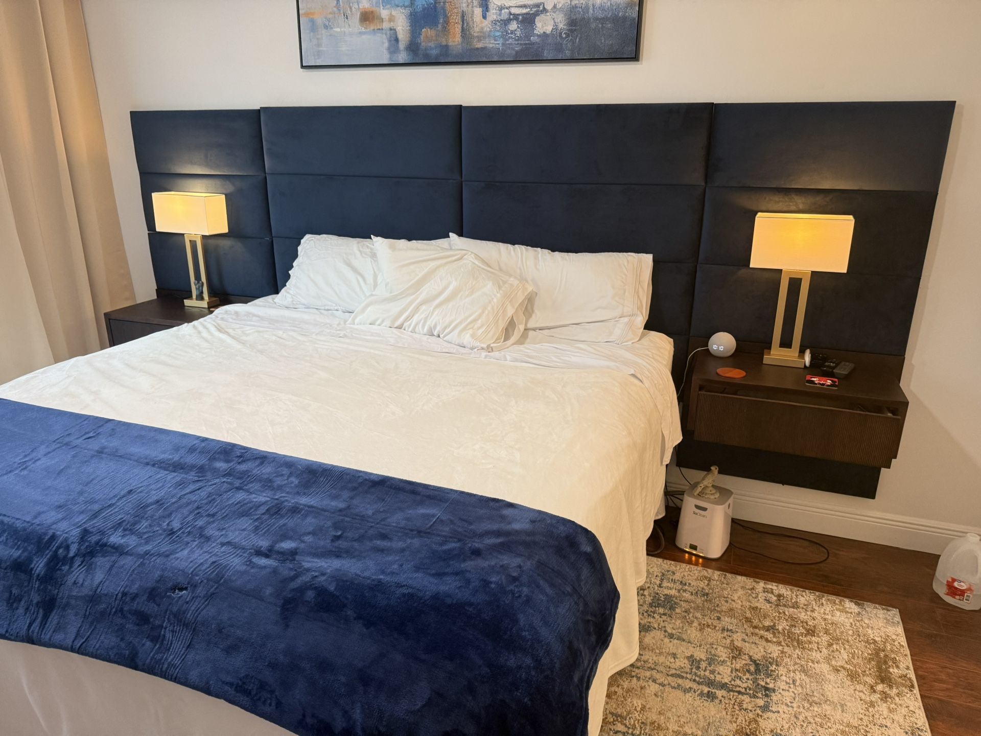 Vant Headboard With 2 Floating Night Stands