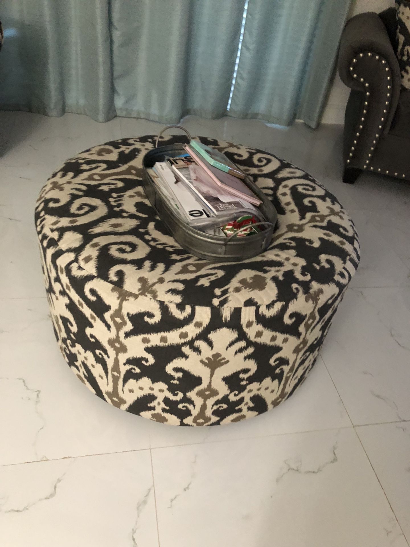 Ottoman & Couch Chair