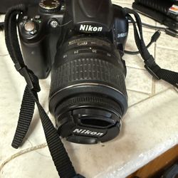 Nikon D5000 Digital Camera