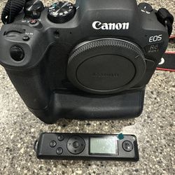 Canon R6 MKII with Battery Grip