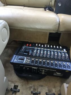 1400 watts. Power mixer