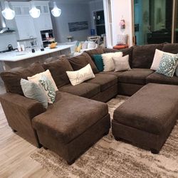 Big & Cozy Sectional Couch 