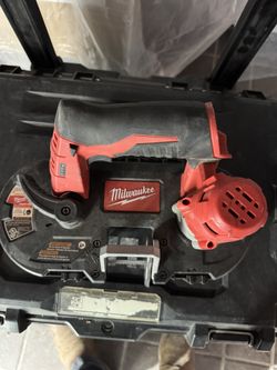Milwaukee M12 Band Saw