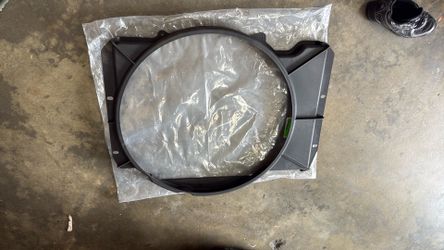 Cj7 radiator fan shroud omnix jeep amc