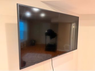 55 inch Samsung tv with wall mount