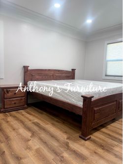 New King Bed And Mattress