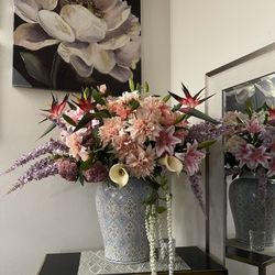 Beautiful Floral Arrangement, Designs