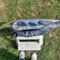 2023 Toyota CH-R OEM ORIGINAL Rt Passenger Side LED Headlight