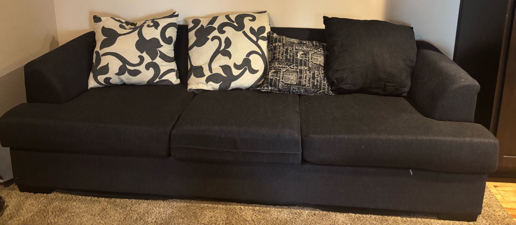 Couch/loveseat/ottoman
