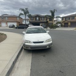 1999 Lexus ES 300