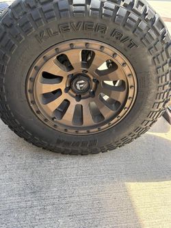 Tire and rims