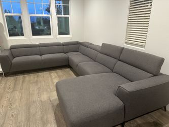 Living Spaces Lucas Graphite 4-Piece Sectional w/ Chaise – Excellent Condition