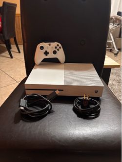 Xbox one s Minecraft Edition