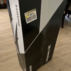 Samsung Odyssey G5 34” Curved Gaming Monitor (Ultrawide, 165Hz) – Like New

