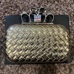 Brass Knuckle Skull  Handbag- Black And QUILTED KNUCKLE RING CLUTCH in Gold