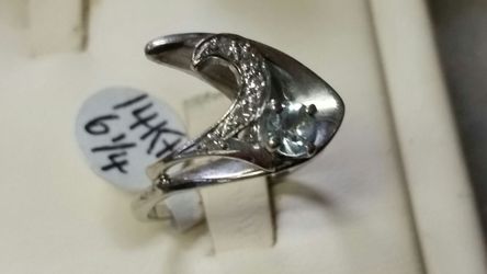 14 karat gold aquamarine with genuine diamond ring size 6 1 / 4