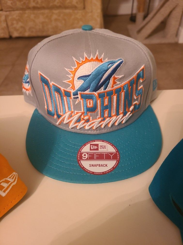 Hats! Miami Dolphins, Heat & Marlins for Sale in Hialeah, FL - OfferUp