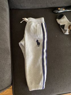Size 3t polo joggers