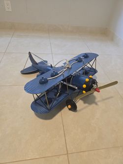 All metal plane model