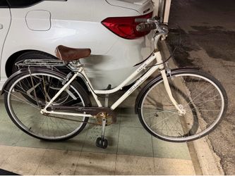 Schwinn cruiser - perfect for college student!