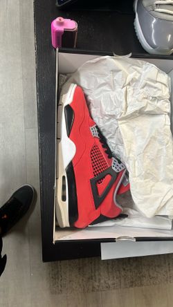 Jordan 4 toro bravo size 11