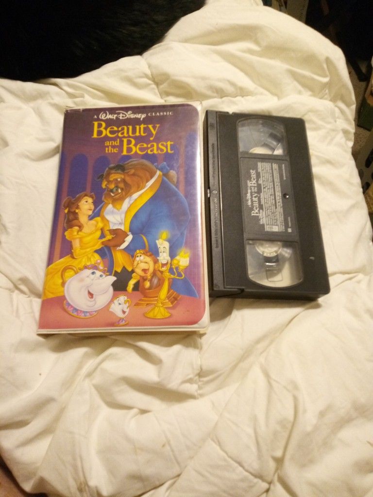 Disney Beauty And The Beast Black Diamond Classics 