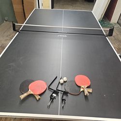Stiga Foldable Ping Pong Table – Full Size w/ Net & Paddles