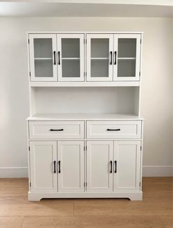 Hutch pantry cabinet