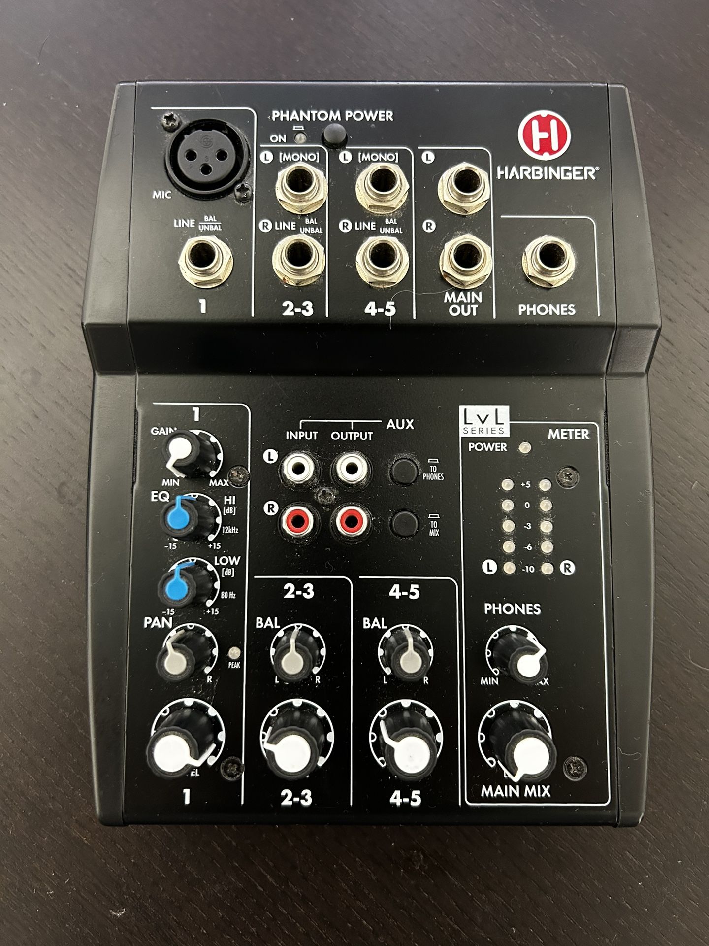 Harbinger L502 5-Channel Mixer
