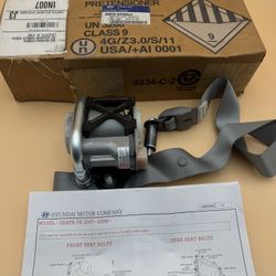Genuine OEM 88870-0W000-J4 Front Seat Belt  Left 2006-2009 Hyundai Santa Fe