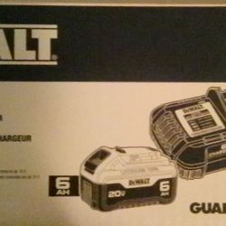 DeWalt Battery And Charger Kit 