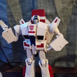Transformers MP-57 Masterpiece Skyfire