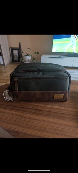 Tommy Bahama Toiletry Bag