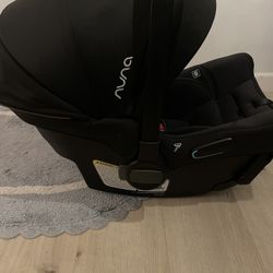 Nuna Pipa Urbn Car Seat