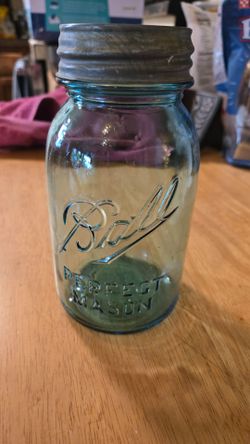 Number 13 Ball Perfect Mason Jar with zinc lid