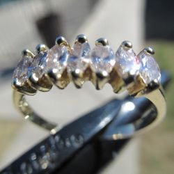 14KT GOLD 1 CARAT DIAMOND RING