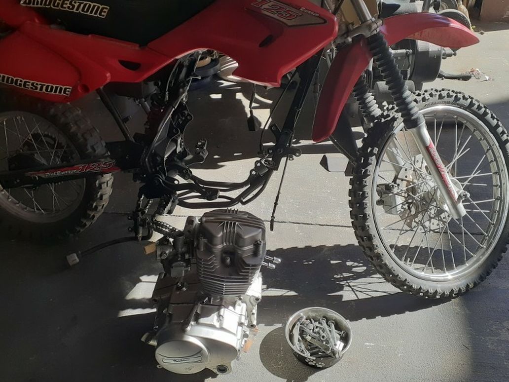 Bridgestone 125 CC dirtbike