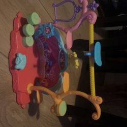 Littlest Pet Shop Lot And Play Set 