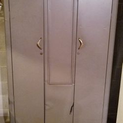 Storage Cabinet - Metal