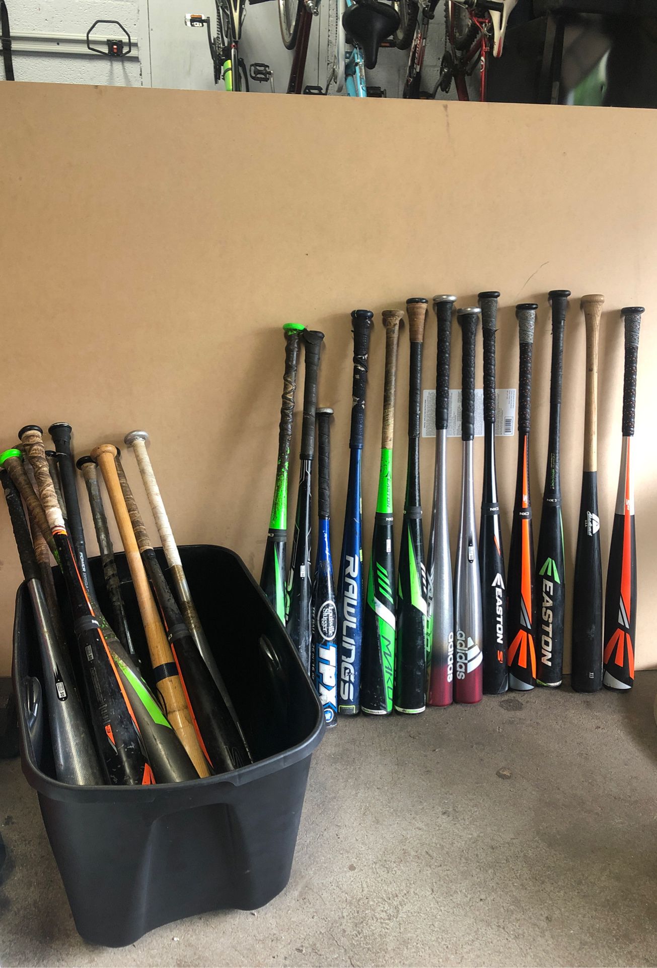 Used Baseball bat size 26,33, 34